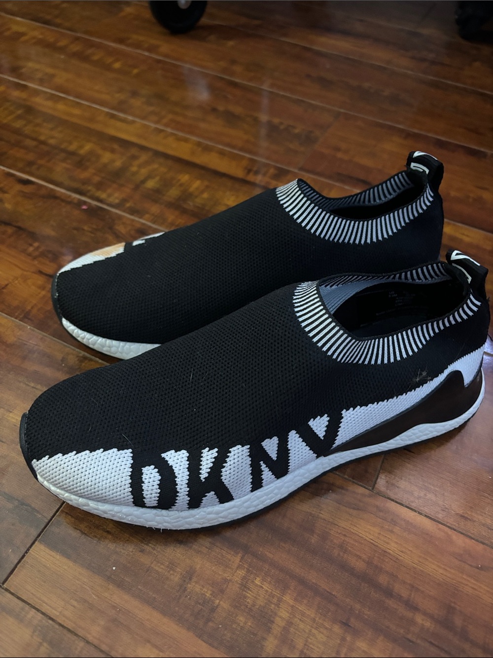 Dkny Black and White Slip-On Knit Sneakers with Logo Pattern